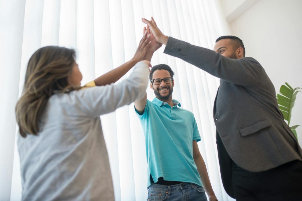 KMU in Sachsen-Anhalt senken Energiekosten durch Lastspitzenkappung mit TESVOLT.